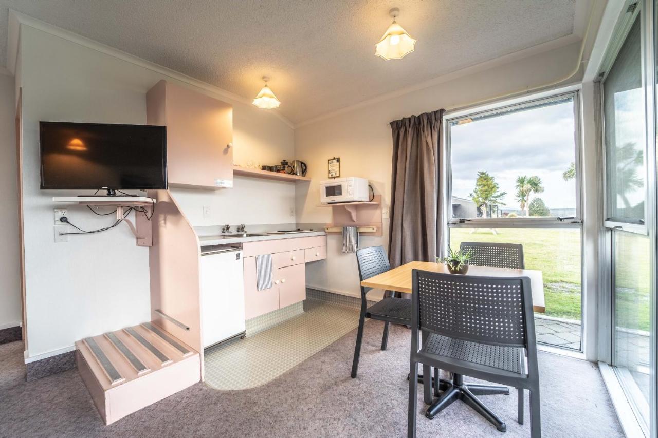 Fiordland National Park Lodge Te Anau Downs Eksteriør billede