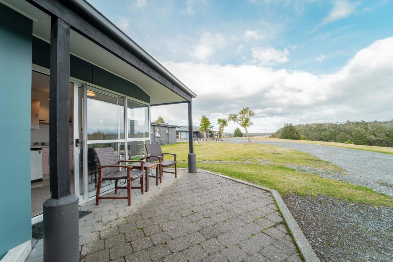 Fiordland National Park Lodge Te Anau Downs Eksteriør billede