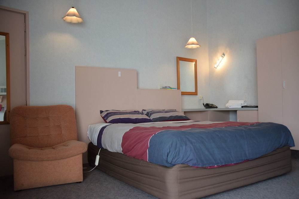 Fiordland National Park Lodge Te Anau Downs Eksteriør billede