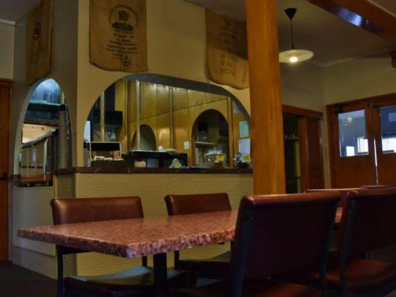 Fiordland National Park Lodge Te Anau Downs Eksteriør billede
