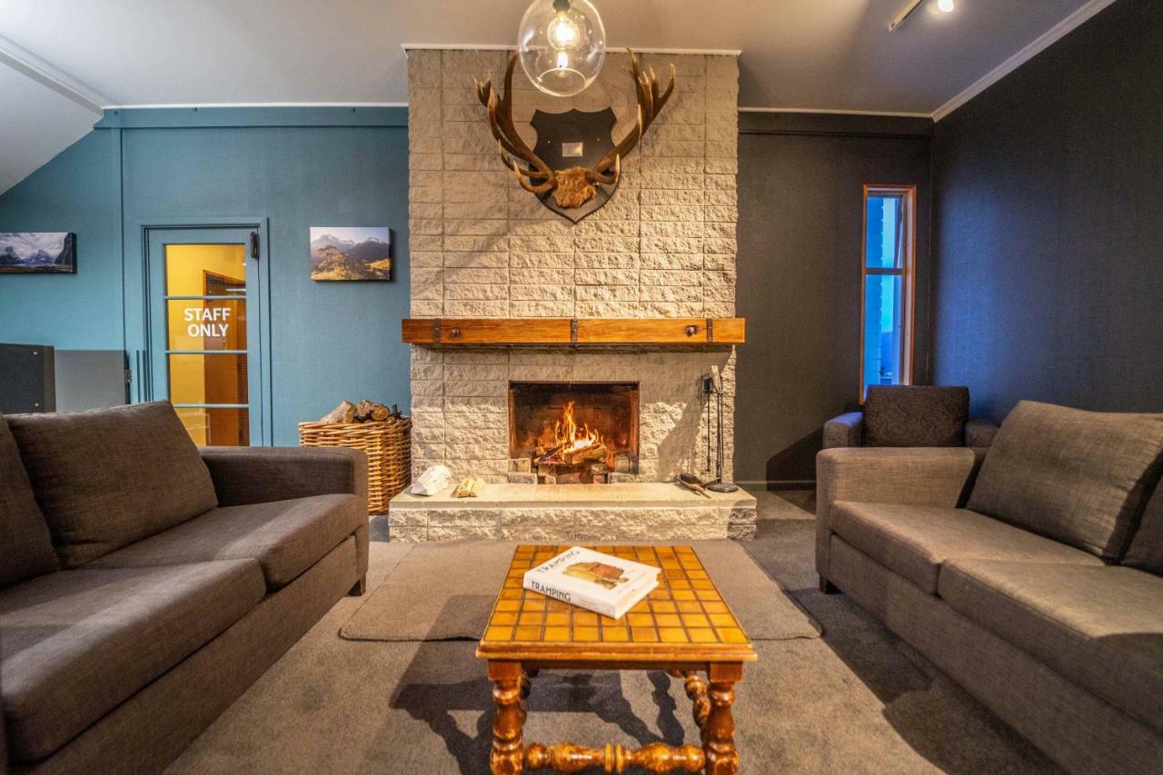 Fiordland National Park Lodge Te Anau Downs Eksteriør billede