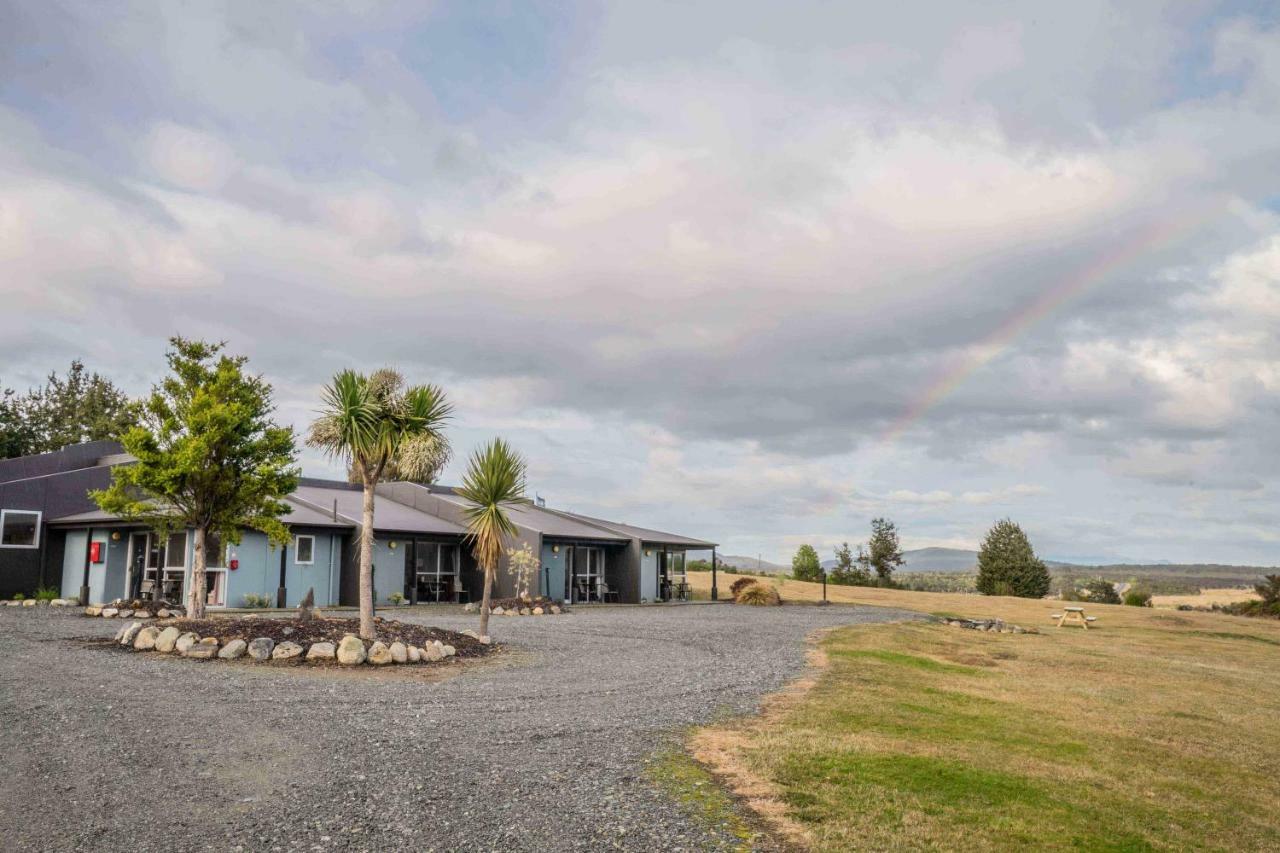 Fiordland National Park Lodge Te Anau Downs Eksteriør billede