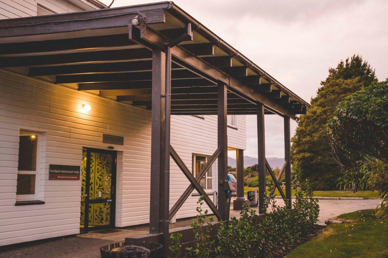 Fiordland National Park Lodge Te Anau Downs Eksteriør billede